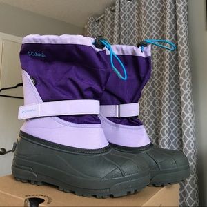 COLUMBIA SNOW BOOTS